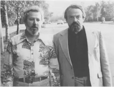 Москва Лето 1980 года Фото В Илюшенко 1980 год Слева Сергей Илюшенко - фото 11