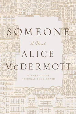 Alice McDermott Someone обложка книги