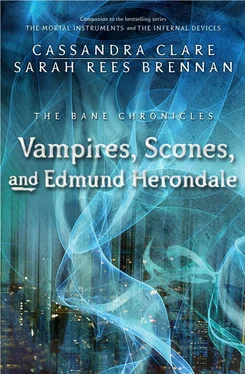 Cassandra Clare Vampires, Scones, and Edmund Herondale обложка книги