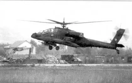 На снимке боевой вертолет Боинг АН64А Апач из 6й эскадрильи 6го - фото 105