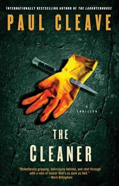 Paul Cleave The Cleaner обложка книги