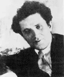 24 Grigori Zinoviev 25 Karl Radek Section Three 26 Lenin Nadya - фото 28