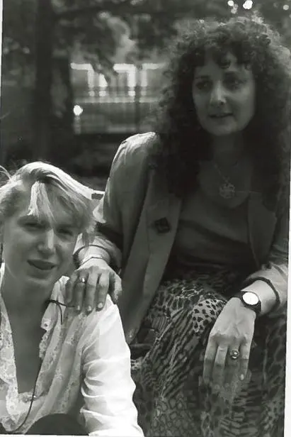 Datlow with fellow editor Terri Windling in 1994 Datlow and Windling have - фото 8