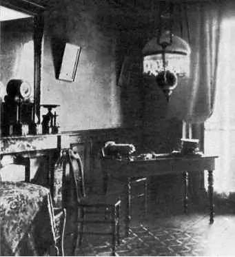 Lenins apartment at 4 rue MarieRose Paris 190912 Lenins life during - фото 28