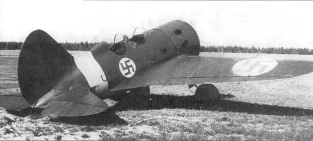 В качестве трофеев финнам достался одинединственный УТИ4 Изначально самолет - фото 59