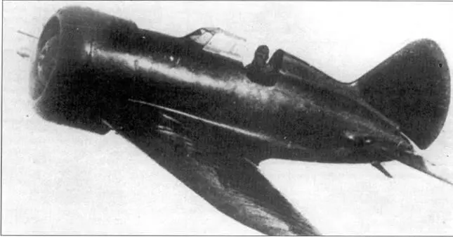 Первый прототип ЦКБ12 в полете весна 1934 г Второй прототип ЦКБ12бис с - фото 5