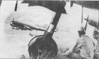 Линейка истребителей Зеро модель 21 Рабаул лето 1943 г Внутренняя - фото 48