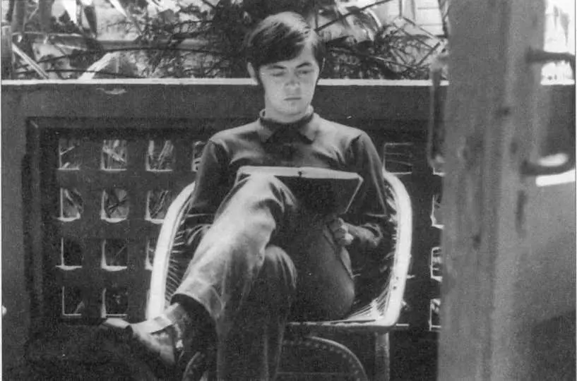 На даче в Юрмале 1974 г Во время военных сборов мехмат 3й курс МГУ - фото 3