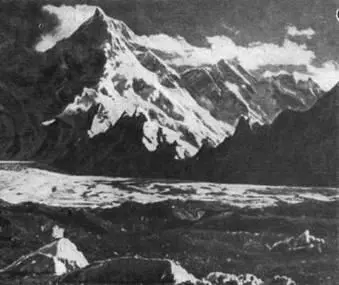 Машербрум и ледник Балторо Главный лагерь на Конкордиа у Чогори К2 - фото 67