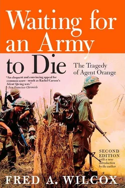 Fred Wilcox Waiting for an Army to Die обложка книги