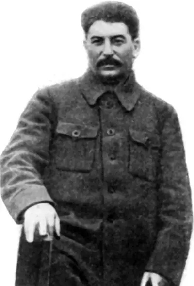 И В Сталин 1929 г Доммузей Сталина в Гори Внутреннее устройство - фото 15