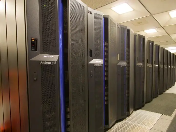 Сервер уровня предприятия IBM System p5 фото cislucaredu Менеджер по - фото 96