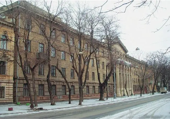 Мореходное училище на месте взорванного здания НКВД Новые дома в Сабанском - фото 54