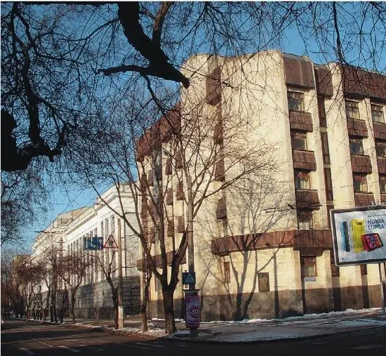 Здания штаба округа Здание в артиллерийском городке Главное здание артучилища - фото 72