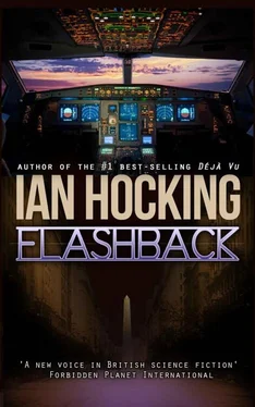 Ian Hocking Flashback обложка книги