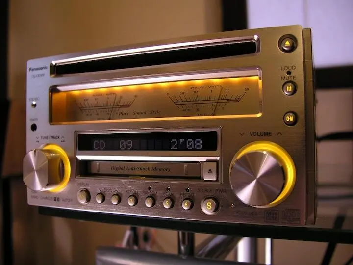 В результате в MiniDisc были реализованы сразу несколько передовых на тот - фото 84