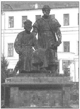 Казань Памятник Зодчие Казанского кремля В чемто символ единения русских и - фото 49