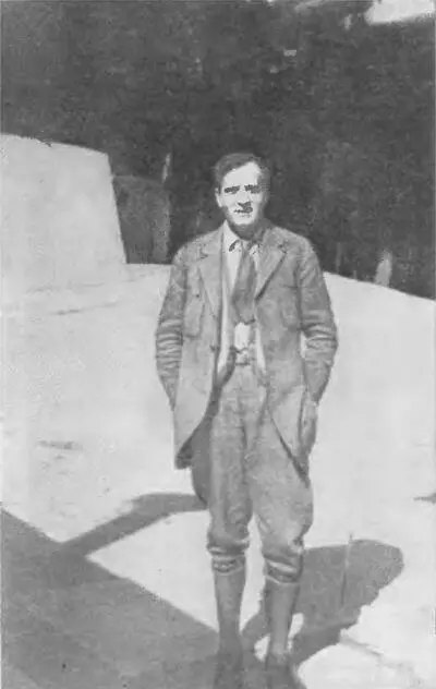 Хаббл на обсерватории Маунт Вилсон в 1923 г когда он начинал изучение - фото 11
