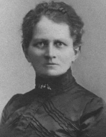 Елена Николаевна Зворыкина мать В К Зворыкина Дом в Муроме где провел - фото 3