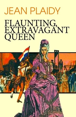 Виктория Холт Flaunting, Extravagant Queen обложка книги