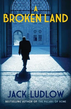 Jack Ludlow A Broken Land обложка книги