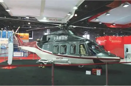 Демонстрационный образец вертолета AW139 на 15 пассажиров на выставке - фото 60