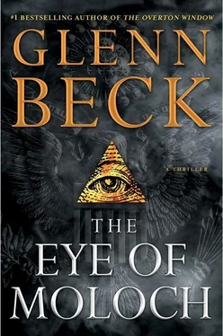 Glenn Beck The Eye of Moloch обложка книги