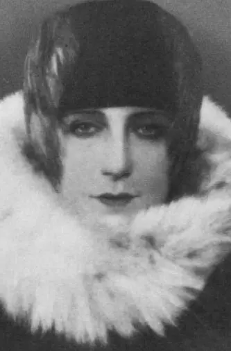 Н А Розенель в роли Фелиции Цанге Кинофильм Саламандра 1926 г H A - фото 27
