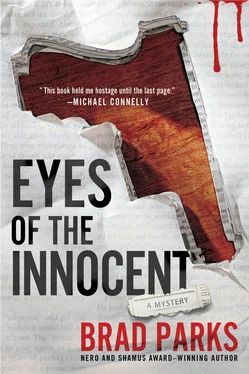 Brad Parks Eyes of the Innocent обложка книги