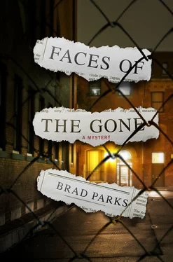 Brad Parks Faces of the Gone обложка книги