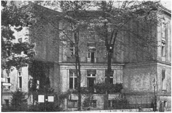 TRANSVESTITE VENUES ELDORADO Lutherstrasse 29 19261932 AreaBERLIN WEST - фото 387