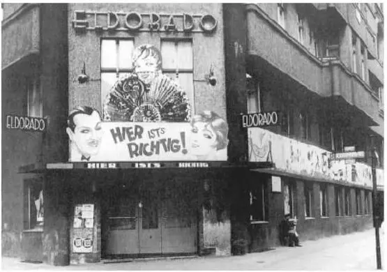 MIKADO BAR Puttkamerstrasse 15 19071933 AreaFRIEDRICHSTADT SOUTH East of - фото 392
