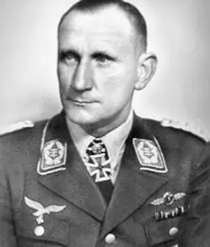 Оскар Динорт РК 2051940 майор авиации командир 2й штурмовой эскадры - фото 88