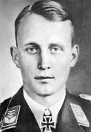 Рольф Кальдрак РК 21 11940 капитан авиации командир 3й группы 76й - фото 116
