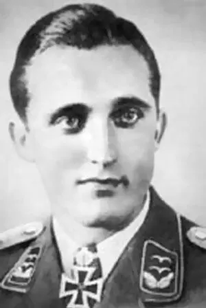 Фридрих Гейссхардт РК 3081941 лейтенант авиации командир самолета 1й - фото 135