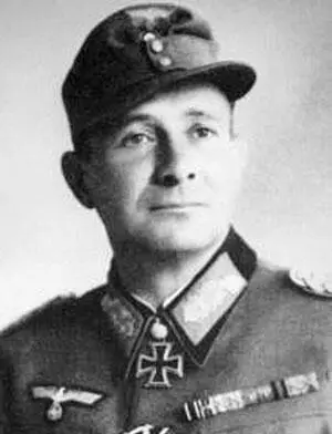 Эдуард Хаузер РК 4121941 полковник командир 25го танкового полка РКДл - фото 327