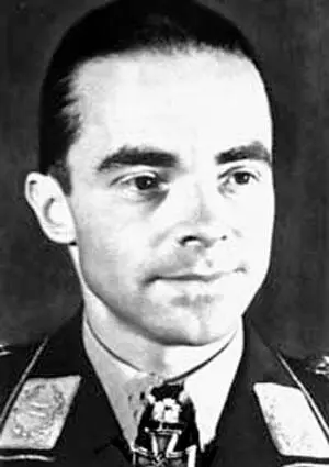 Ганс Карл Штепп ЗГК 15101941 оберлейтенант авиации командир 7й - фото 387