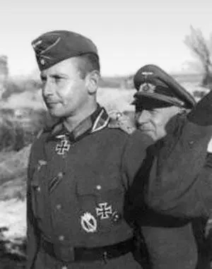 Хорст Нидерлэндер ЗГК 2141943 майор командир 1го батальона 686го - фото 414