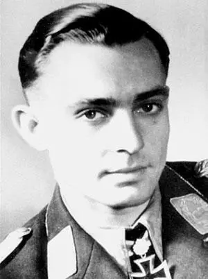 Пауль Цорнер ЗГК 2031944 оберлейтенант авиации командир 8й эскадрильи - фото 495
