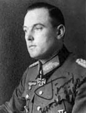 Эрнст Кёниг РК 1691943 майор командир 12го гренадерского полка РКДл - фото 505