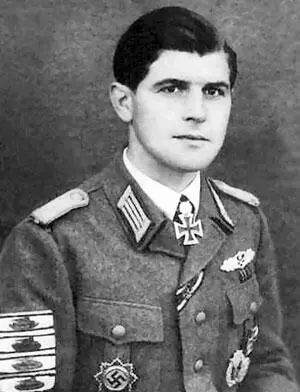 Кристиан Браун ЗГК 2661942 унтерофицер командир пулеметного взвода 8й - фото 573