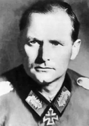 Герхард Энгель РК 471944 подполковник командир 27го фузилерного полка - фото 575