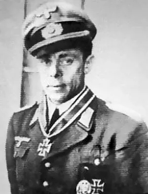 Барон Генрих фон Бер РК 2321944 полковник командир 200го моторизованного - фото 583