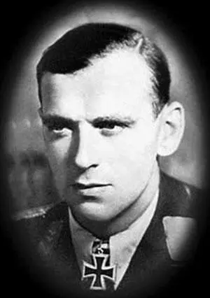 Карл Шрепфер ЗГК 211942 оберлейтенант авиации командир 6й эскадрильи 1й - фото 723