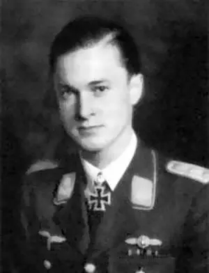 Князь Генрих Александр цу СайнВитгенштейн В авг 1941 перевелся в ночную - фото 781