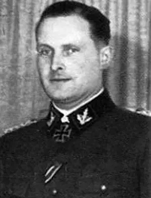 Теодор Виш С 471943 командир моторизованной с окт 1943 1я танковая - фото 822