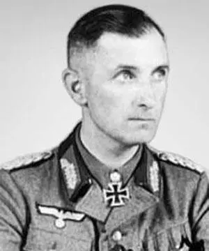 Герман Хон С 1011919 командир батареи 16го пешего артиллерийского полка В - фото 835