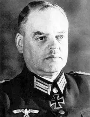Дитрих фон Мюллер 111934 поступил капитаном в 5й пехотный полк С 111939 - фото 860
