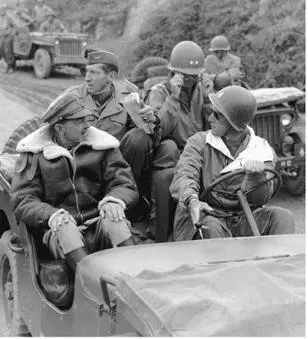 British General Sir Harold Alexander Allied commander in Tunisia and Italy in - фото 52