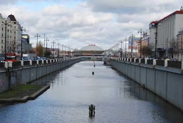 Канал Булак и здание цирка в октябре 2012 года На самом деле название - фото 21
